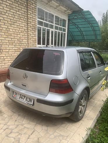 шинен москвич: Volkswagen Golf: 2000 г., Хетчбек — 1