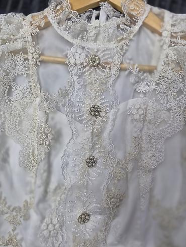 kicik toy dekorlari: Zərif və romantik üslubda gəlinlik. Model tam uzunluqda, döşəməyə — 2