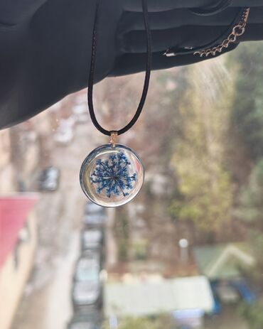 Kulonlar: Epoksi qatqı ilə hazırlanmış əl işi kulonlar - Çiçək kolleksiyası — 9