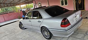 Mercedes-Benz: Mercedes-Benz C-Class: 2.3 l | 1999 il Sedan — 14