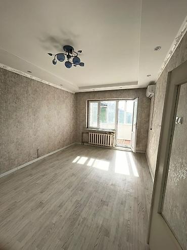 квартира в киркомстроме: 3 комнаты, 60 м², 105 серия, 5 этаж, Старый ремонт — 7
