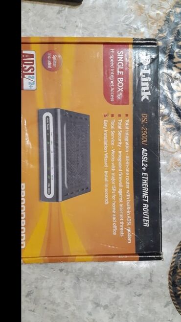 tenda modem n300: Salam bu modem heç istifadə olunmayıb içində paylayıcıda var