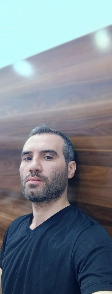 Mühafizə, təhlükəsizlik: Salam adım Tural. Gecə növbəsinə vəya part time yəni yarı smen iş