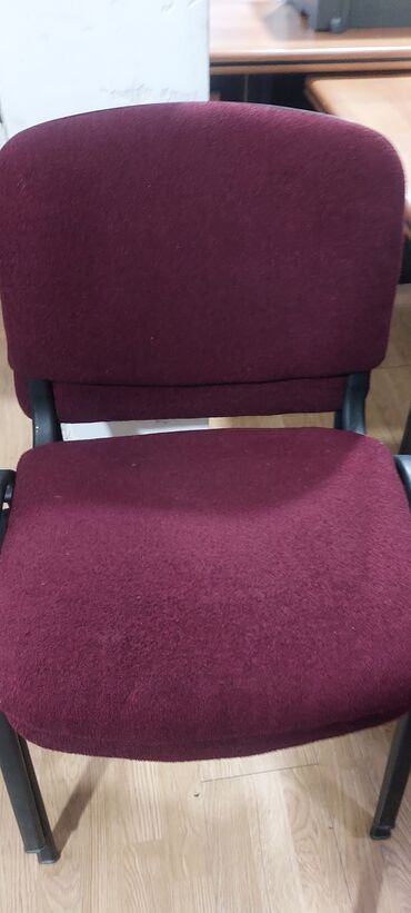 Ofis oturacaqları: Ofis oturacaqları 20 m təmiz məhsul işlənmiş olsada ukrayna istehsalı — 10