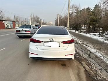11500: Hyundai Avante: 2018 г., 1.6 л, Автомат, Газ, Седан — 3