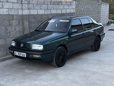 Volkswagen: Volkswagen Vento: 1997 г., 1.8 л, Кол менен иштөөчү, Бензин, Седан — 3