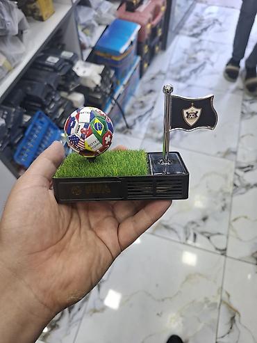 mini kran: Avtomobil üçün dekorativ solar stolüstü aksesuar – futbol mövzulu — 3