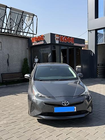 byd e2 2025: Toyota Prius: 2016 г., 1.8 л, Вариатор, Гибрид, Хэтчбэк — 1