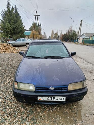 Nissan: Nissan Primera: 1991 г., 1.6 л, Механика, Бензин, Седан