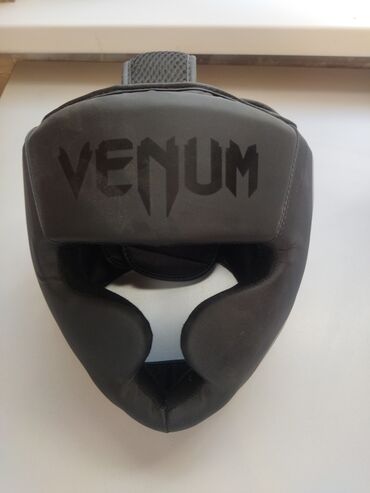 Шлемы: Продаю шлем для ММА в отличном состоянии