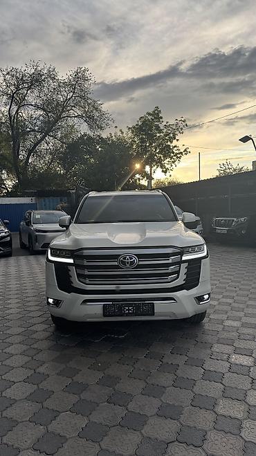 ланкрузер 300: Toyota Land Cruiser: 2025 г., 4 л, Автомат, Бензин, Внедорожник — 6