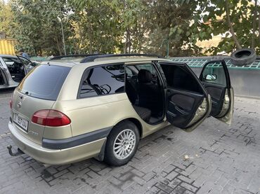 Toyota: Toyota Avensis: 2002 г., 2 л, Механика, Бензин, Универсал — 5