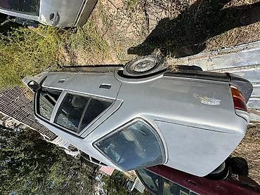 буу зеркало: Mazda 626: 1990 г., Кол менен иштөөчү, Седан — 7