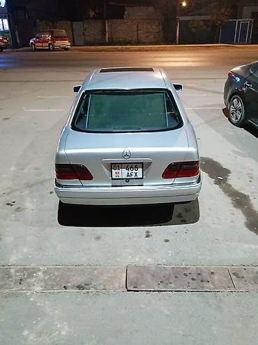 Mercedes-Benz: Mercedes-Benz E-Class: 1999 г., 4.3 л, Автомат, Бензин, Седан — 11