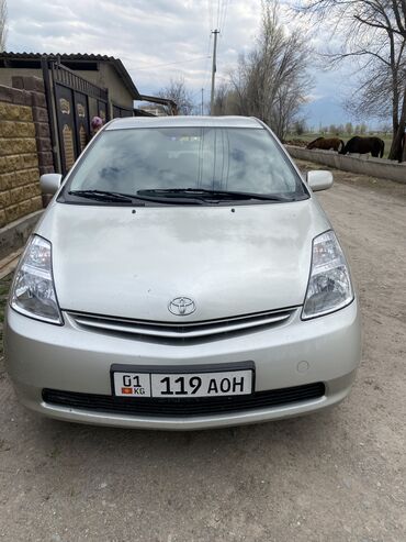 Toyota: Toyota Prius: 2005 г., 1.5 л, Автомат, Гибрид