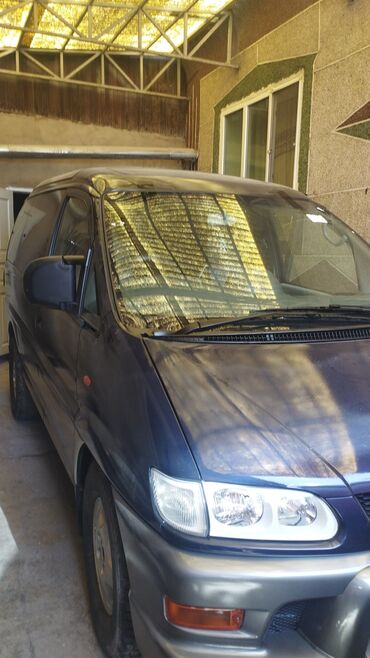 Mitsubishi: Mitsubishi Space Gear: 1998 г., 2.4 л, Автомат, Газ, Внедорожник