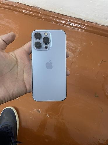 2021 года: IPhone 13 Pro, цвет Sierra Blue - Экран 6.1", OLED Super Retina XDR — 1