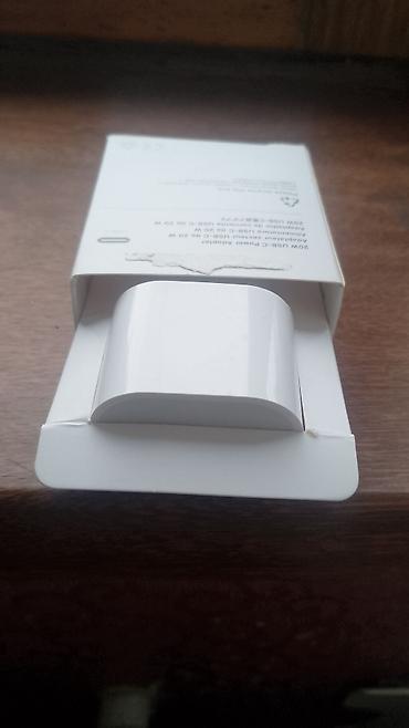 ayfon 17 pro maks: Məhsul: USB‑C 20W Güc Adapteri Xüsusiyyətlər:tam arginal - Çıxış — 1
