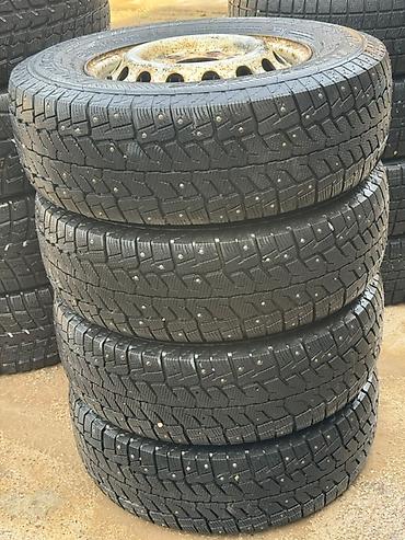 lt 45: Колеса в сборе 225 / 70 / R 15, Зимняя шипованная, Б/у, Комплект, Легкий коммерческий транспорт (C/LT), Железные, отверстий - 5 — 5