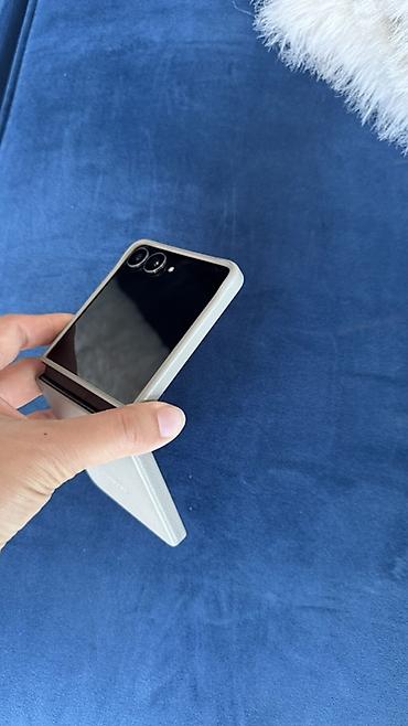 12 pro iphone: Samsung Galaxy Z Flip7, Б/у, 512 ГБ, цвет - Черный — 7
