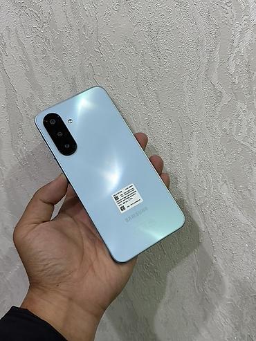 часы apple watch 9: Samsung Galaxy A17, Б/у, 256 ГБ, цвет - Голубой, 2 SIM — 1