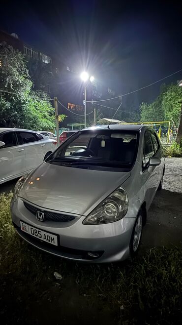 Honda: Honda Fit: 2003 г., 1.5 л, Автомат, Бензин, Хэтчбэк