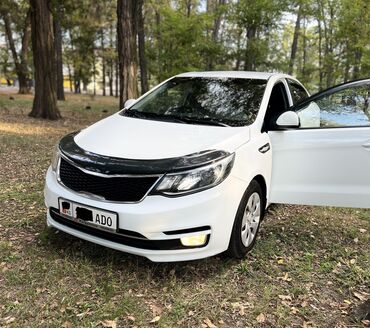 обогрев зеркал: Kia Rio: 1.6 л | 2015 г. | Седан | Идеальное