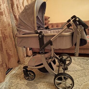 Gəzinti arabaları: Kidilo kalyasqa 2 ededir.1 ededi 160 azn . ekizler ucun aliib.1 ay
