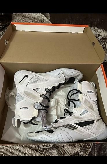 все за 50: Трое хайперок продаю, синие идеал, размер, как у белых NIKE HyperKO — 9