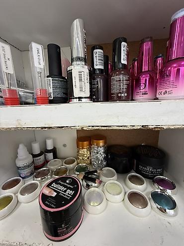 salon dolab: Düz masa, Siyirməsiz, Polkalı, Laminat — 7