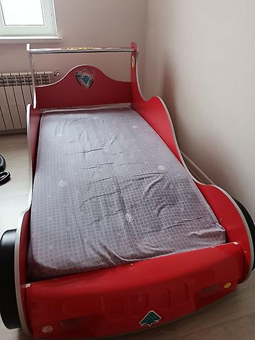 dösək: Uşaq üçün maşın formalı çarpayı - Dizayn: Qırmızı rəngli, yarış — 2