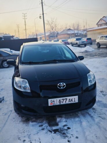 Toyota: Toyota Auris: 2008 г., 1.6 л, Механика, Бензин, Хэтчбэк