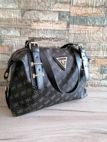 Oprema: Guess torbe novee