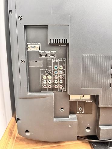 mingecevir televizor: Toshiba LCD televizor – model 37AV500E Xüsusiyyətlər: - Ekran: 37 — 2