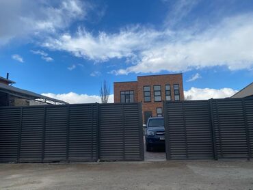 Продажа домов: Дом, 240 м², 6 комнат, Собственник — 2