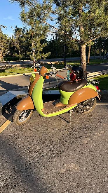 Мототехника: Тип скутера Honda, 50 куб. см, Бензин, Б/у — 1