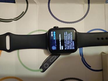 Apple Watch Se 82% pil ideal veziyyetdedir ustunde 4 orginal kemer lalafo.az -da Apple Watch Se 82% pil ideal veziyyetdedir ustunde 4 orginal kemer