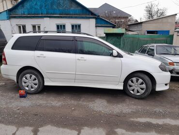 Toyota: Toyota Corolla: 2001 г., 1.8 л, Автомат, Бензин, Универсал