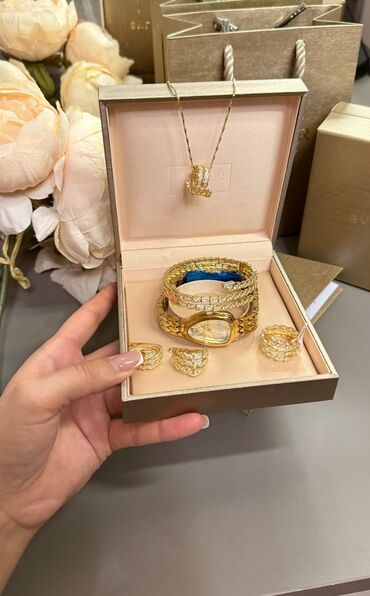 золото бишкек цена: Наборы ювелирных украшений и часов в подарочных боксах. Вариант 1 (в