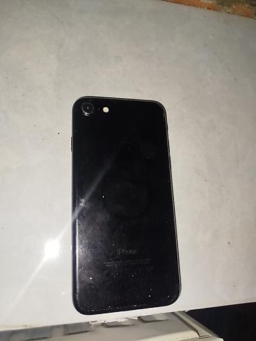 apple eatch: IPhone 7, Qara, Barmaq izi — 2