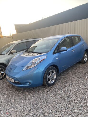 купить машину до 5000 долларов: Nissan Leaf: 2012 г., 0.1 л, Автомат, Электромобиль, Универсал