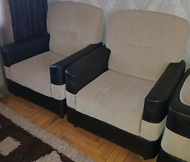 Komodlar: Kilim qonaq otagı dəsti.Eylül seriyasından.Bir iri və bir kiçik — 6