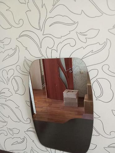 standing mirror: Туалетный столик с зеркалом и прикроватными тумбами (комплект). - — 2