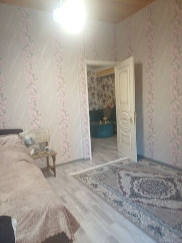 Köhnə tikili: Şəhər mənzili – geniş və zövqlü interyer - Plan: işıqlı qonaq otağı — 23