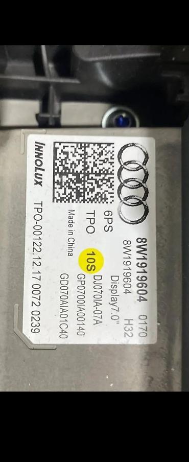 kamere za traktor: AUDI A4 B9 16-20 EKRAN MMI DISPLEJ 8W1919604 | Audi vagen delovi — 3