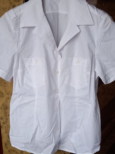 белая рубашка женская: Блузка