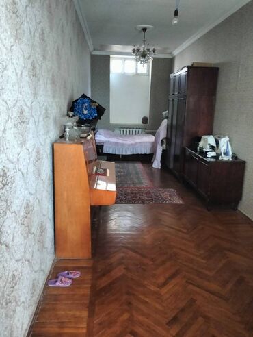 Həyət evləri və villaların satışı: 4 otaqlı, 157 kv. m, Orta təmir — 4