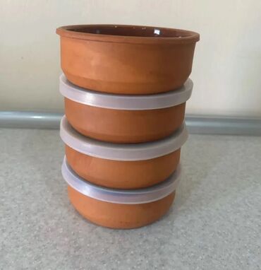 Digər dəstlər və servizlər: Saxsı qablar satılır.Pitiqabı,qatıqqabı,yeməkqabı,bakal.Çeşidlər — 7