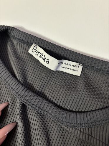 koftalar instagram: Футболка Bershka, XS (EU 34), цвет - Серый