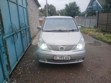 автомобиль nissan: Nissan Serena: 2002 г., 2 л, Вариатор, Газ, Минивэн